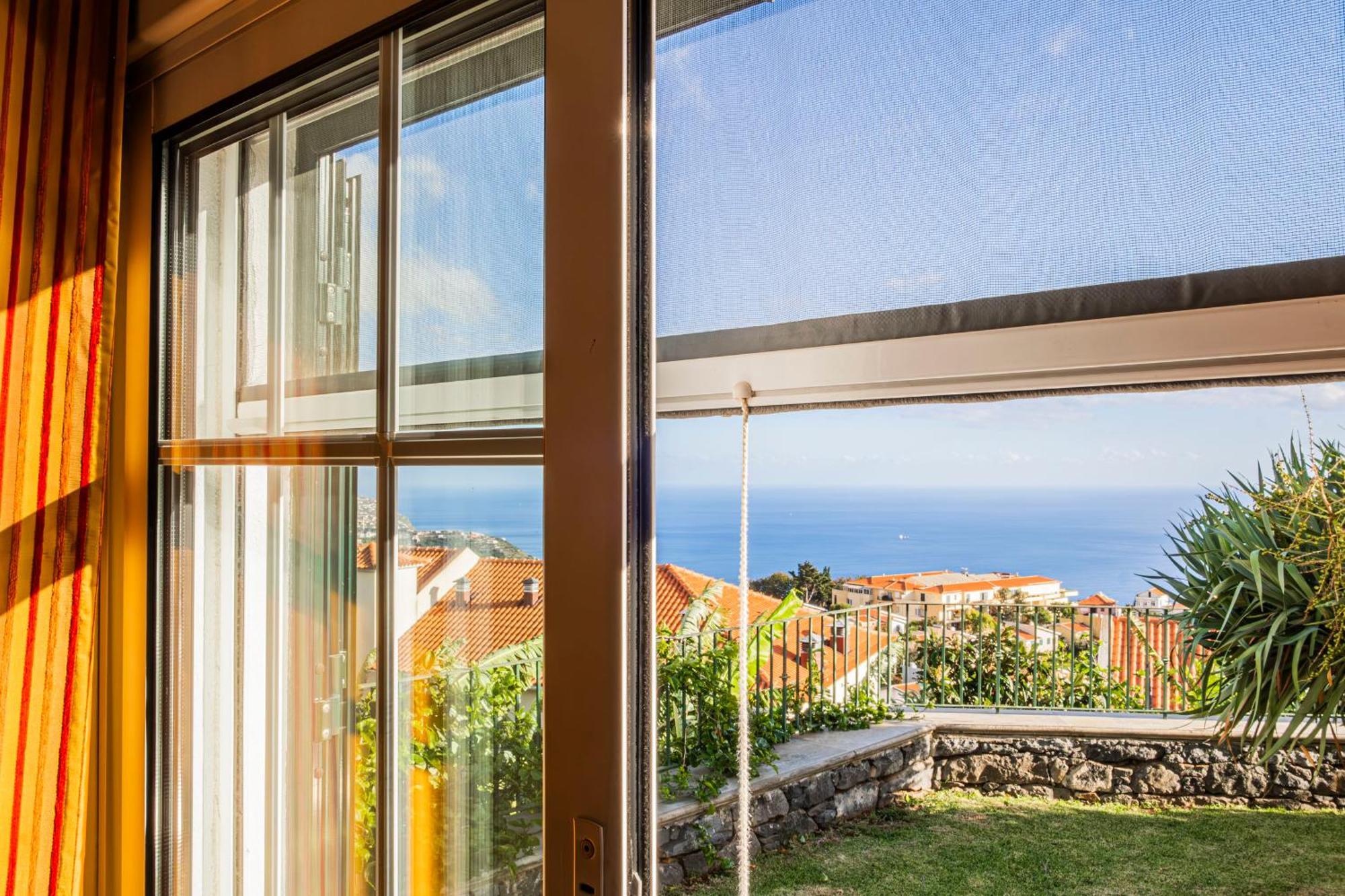 Namaste House II Appartement Funchal  Buitenkant foto
