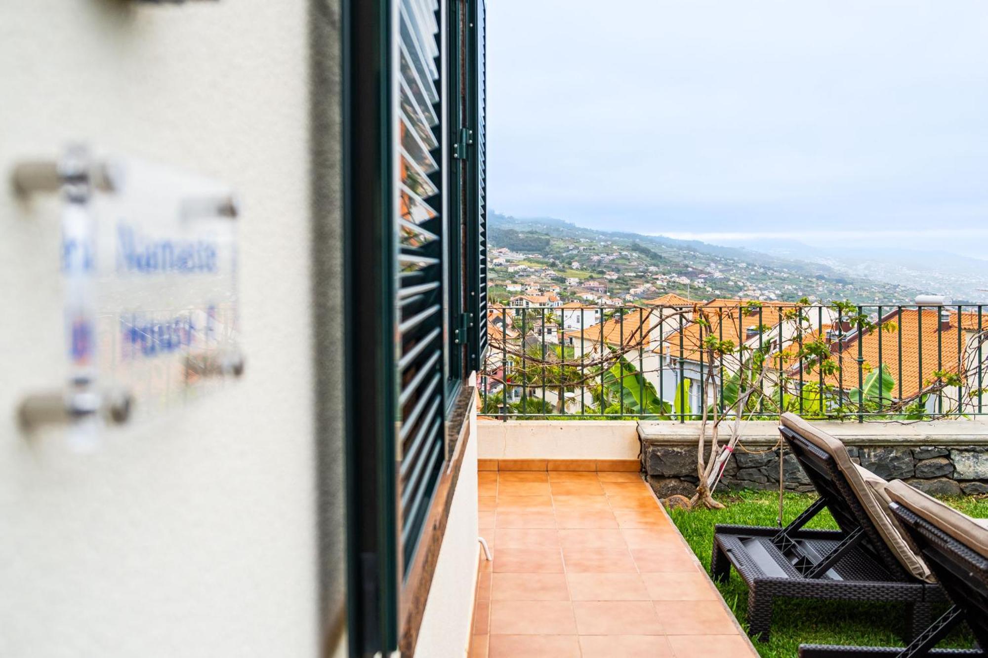 Namaste House II Appartement Funchal  Buitenkant foto