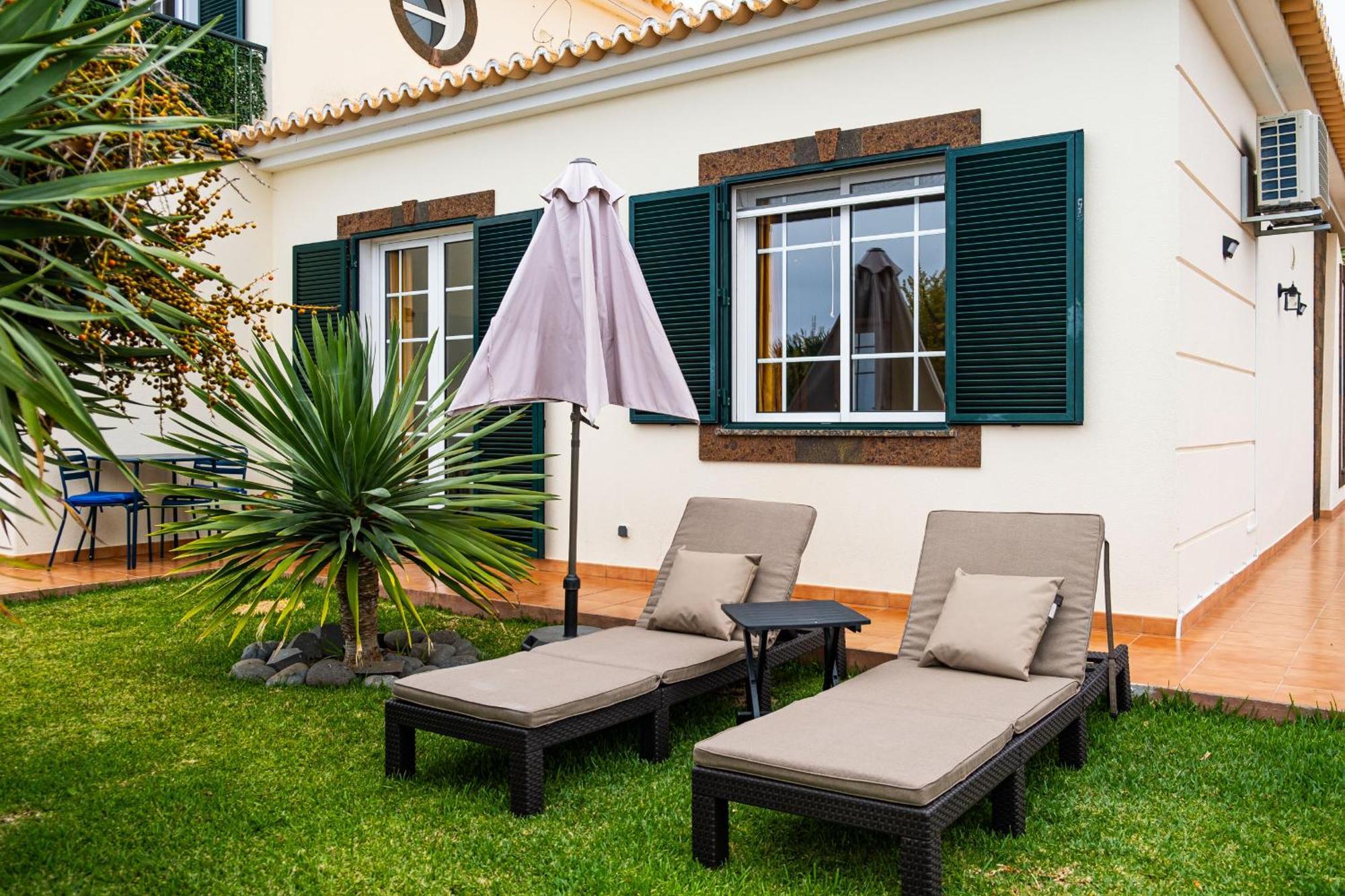 Namaste House II Appartement Funchal  Buitenkant foto